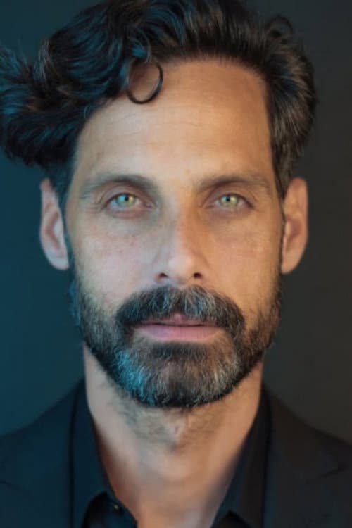 Ruben Guevara headshot