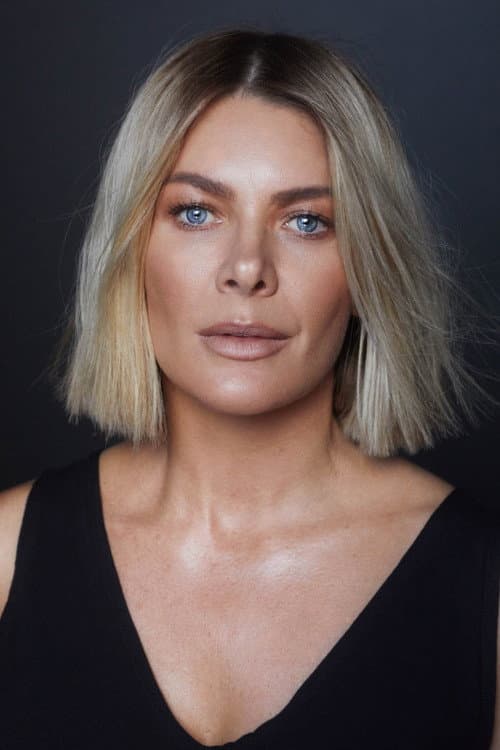 Natalie Bassingthwaighte headshot