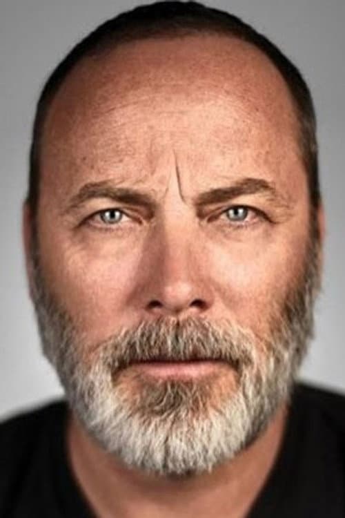 Derrick Borte headshot