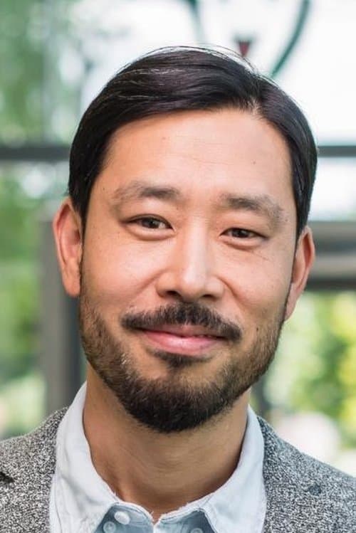 Ill-Young Kim headshot
