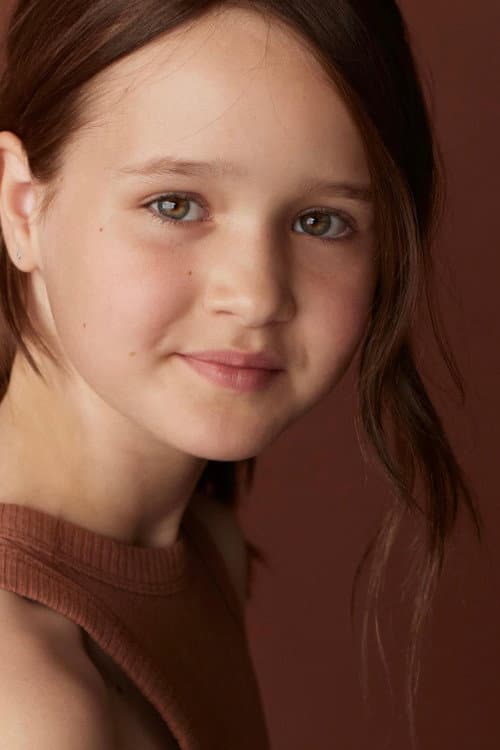 Molly Belle Wright headshot