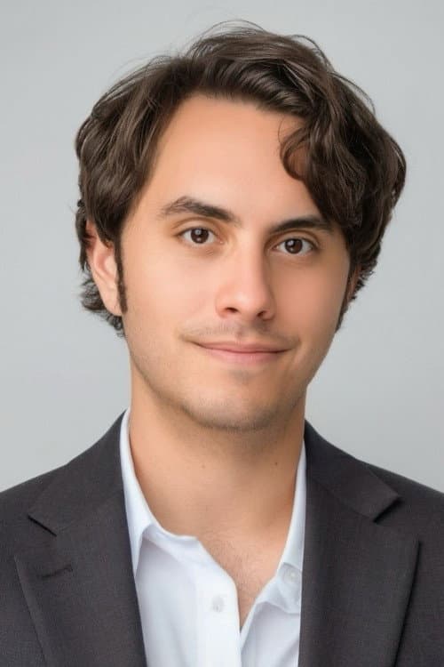 Thayer Juergens headshot