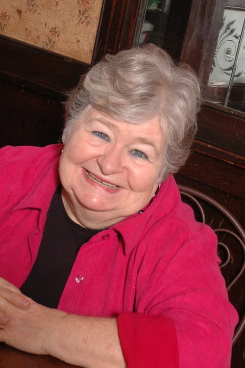 Peggy Miley headshot