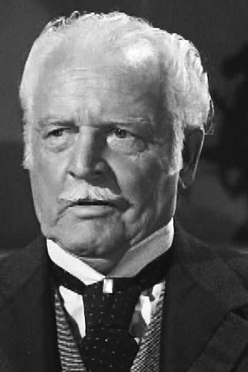 Forbes Murray headshot