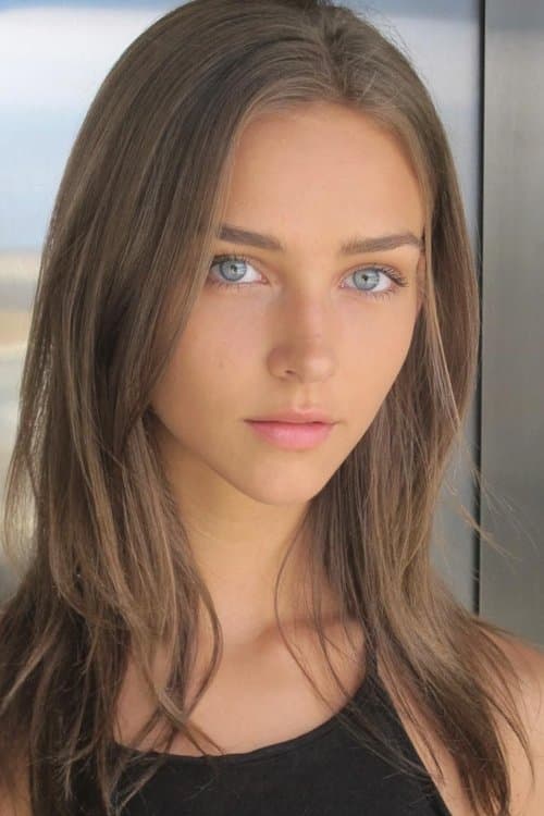 Rachel Cook headshot