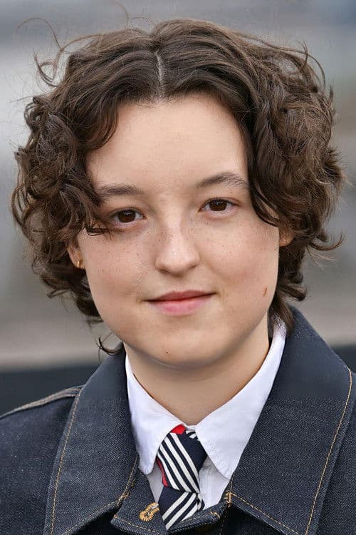 Bella Ramsey headshot