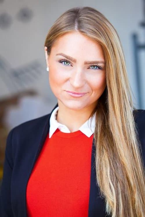 Emily Buchan headshot
