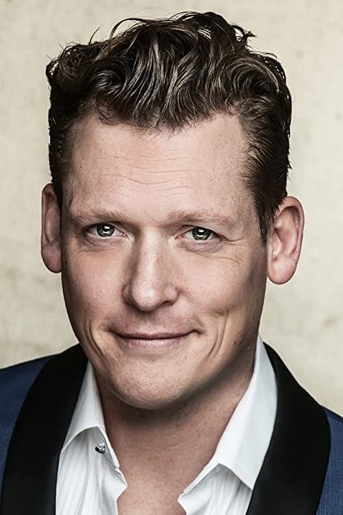 Jason Deline headshot