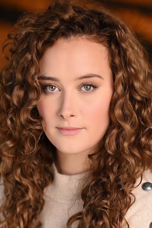April Pearson headshot