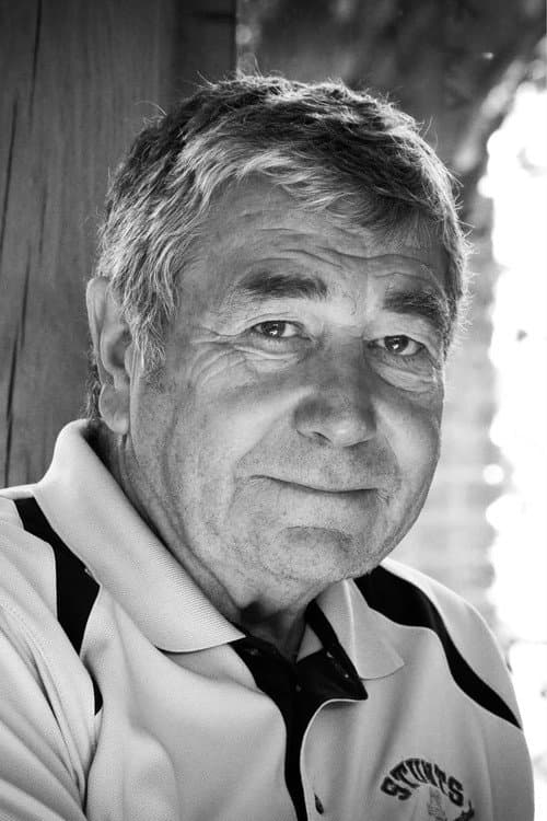 Vic Armstrong headshot