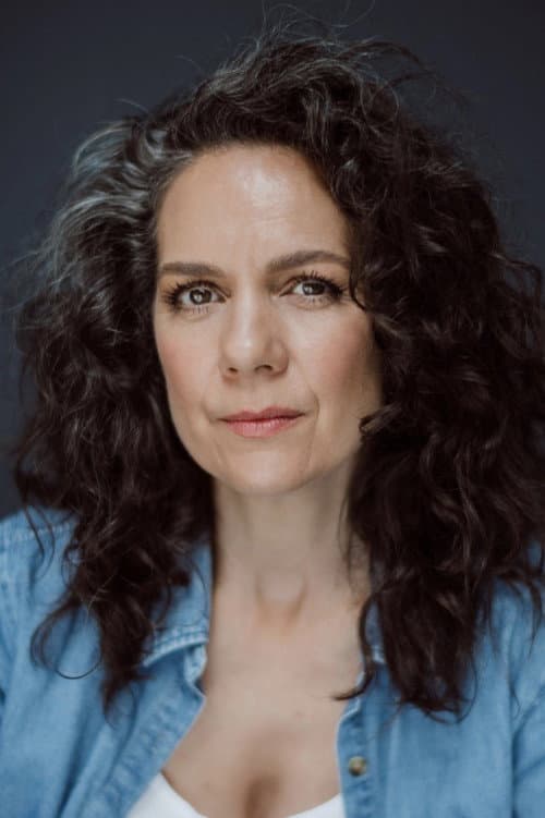 Michala Banas headshot