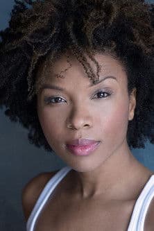 Jenny Brizard headshot