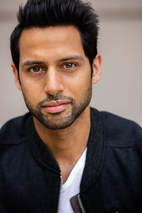 Aly Mawji headshot