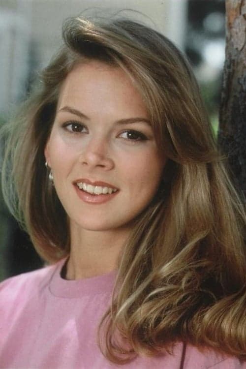 Julie Condra headshot
