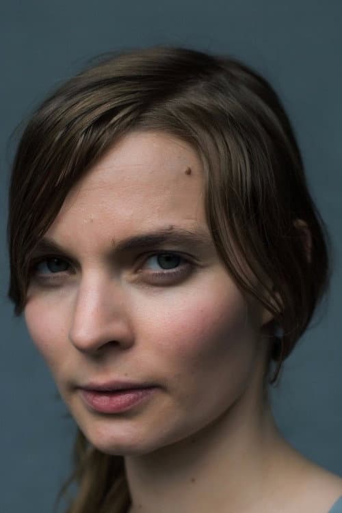 Hildur Guðnadóttir headshot