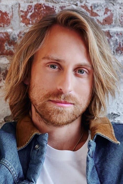 Eric Nelsen headshot