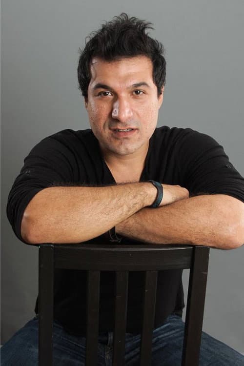 Sarfaraz Khan headshot
