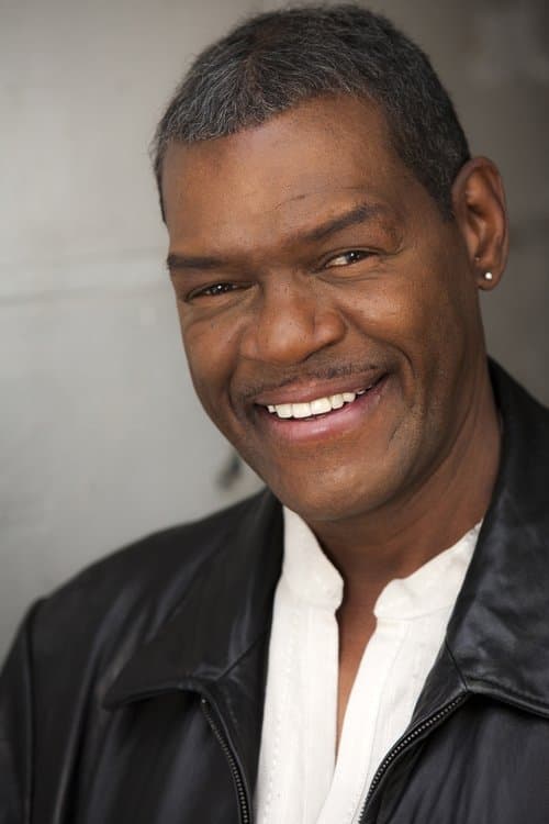 Mack Miles headshot