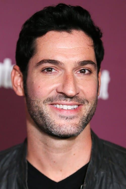 Tom Ellis headshot